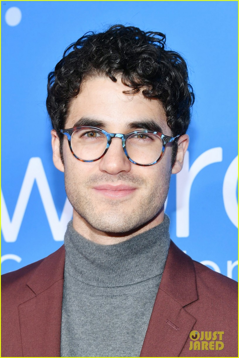 Darren Criss Drops New Music Video for His Song 'Drunk on Christmas' Watch Here! Photo