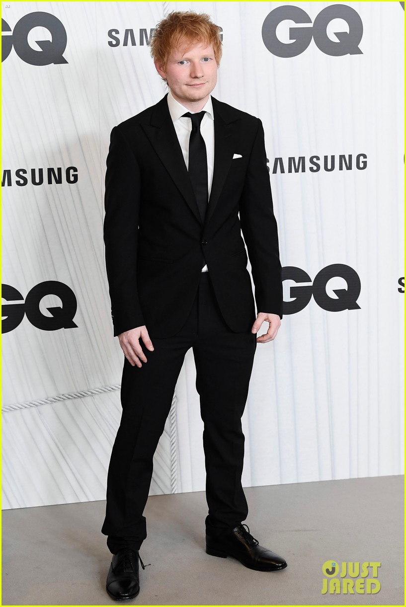 Ed Sheeran Suits Up for GQ's Men of the Year Awards 2021 Photo 4658732