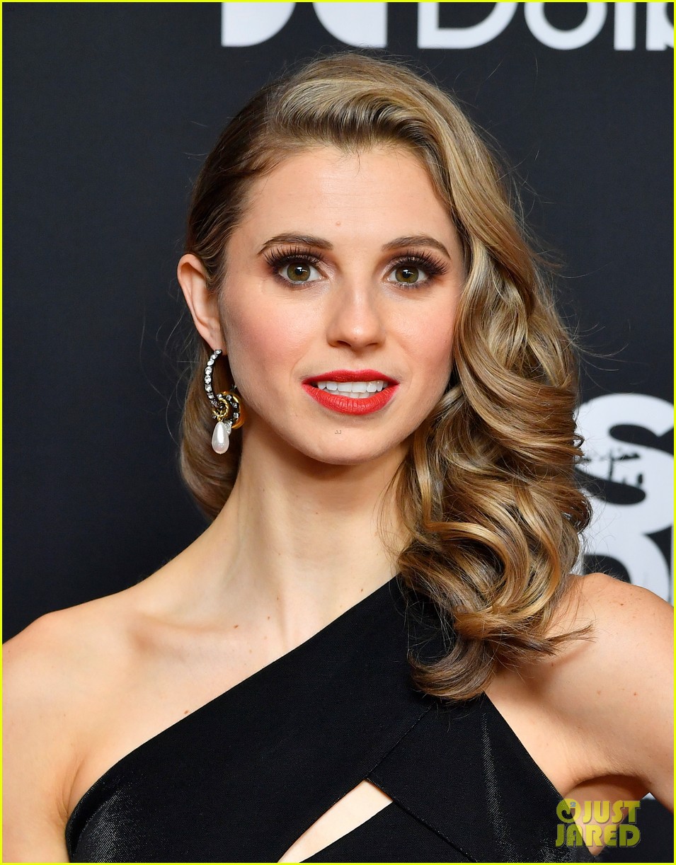 'West Side Story' Actors Mike Faist & David Alvarez Suit Up at NYC