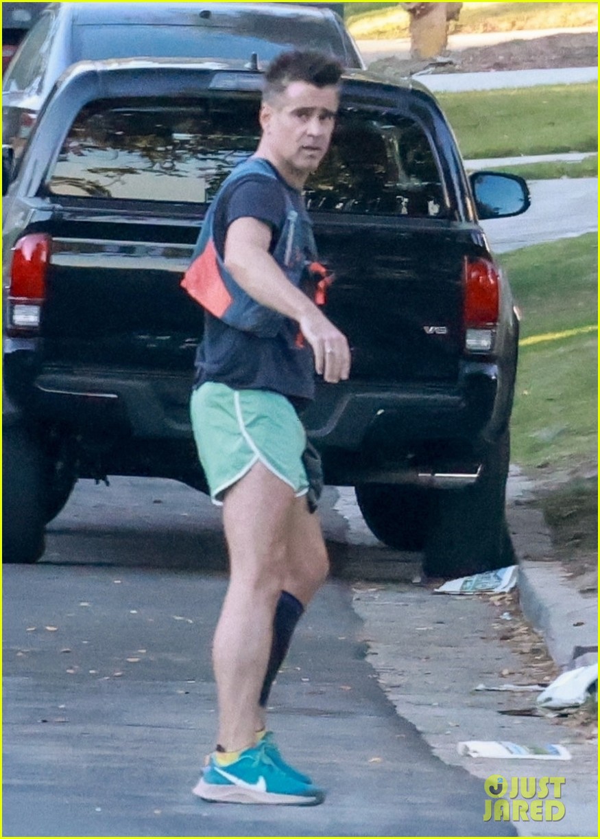 colin farrell spotted in short shorts 014668429