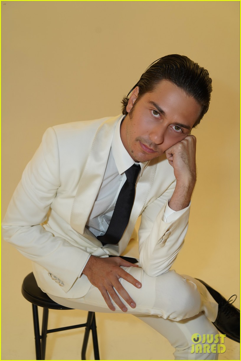 Full Sized Photo of kaia gerber jake picking the great gatsby table