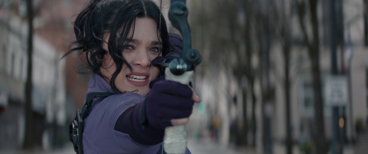 'Hawkeye' Director Reveals Why The Series Is Set at Christmastime: Photo 4662307 | Hailee 