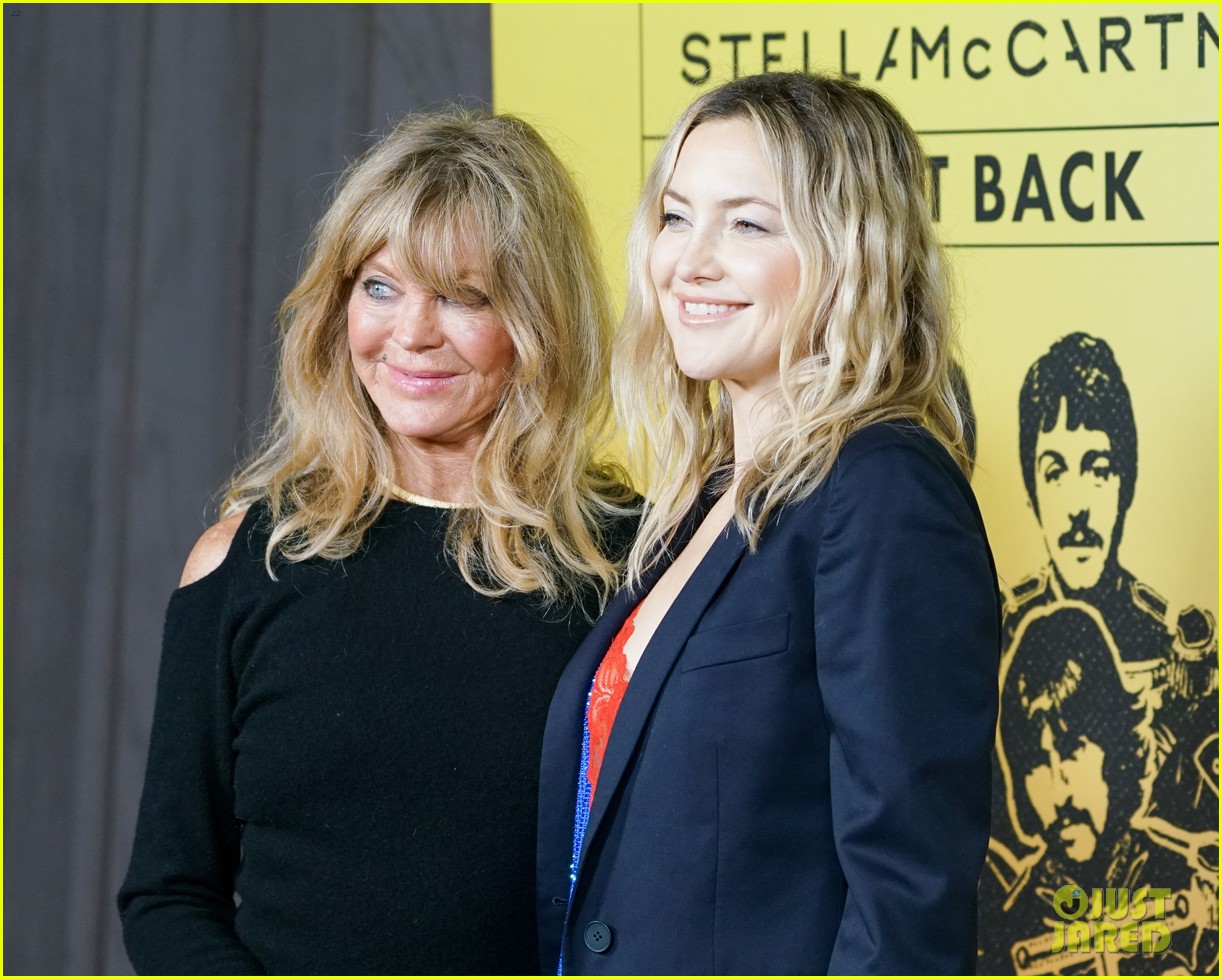 kate hudson with son ryder at stella mccartney event 084663585