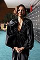 jake maggie gyllenhaal attend lacma gala together 08