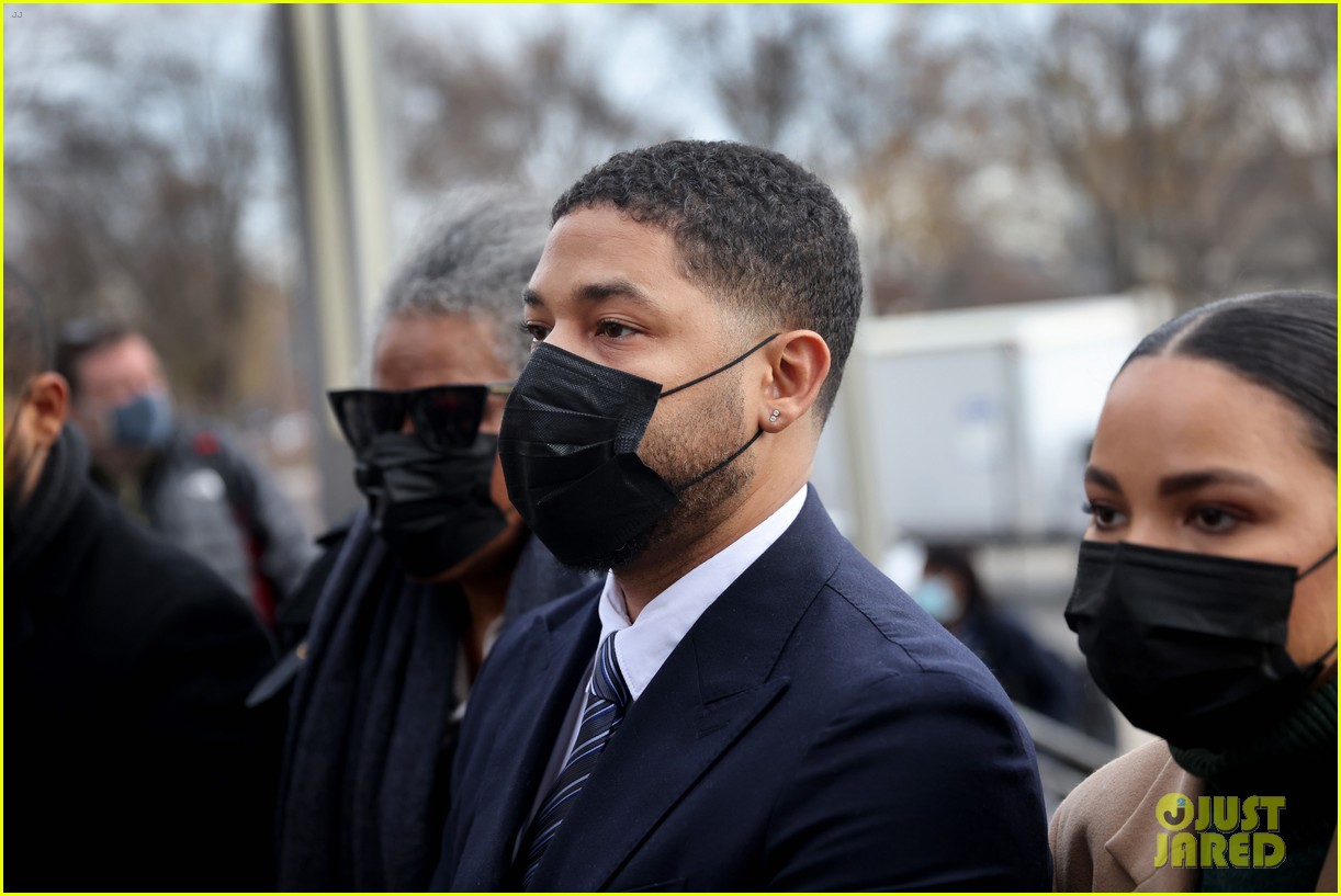 jussie smollett arrives for trial with sister jurnee 044668799