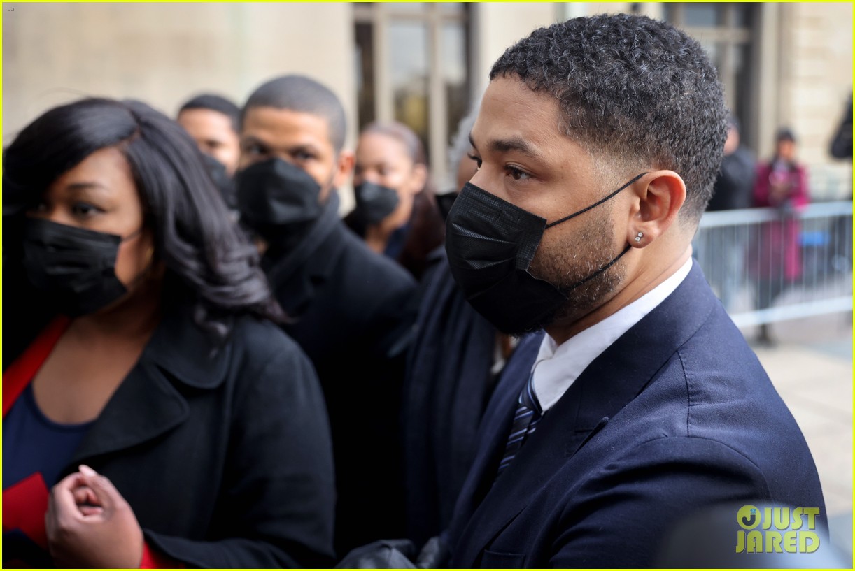 jussie smollett arrives for trial with sister jurnee 074668802