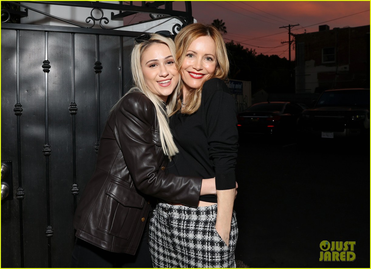 Maria Bakalova Hangs Out with Leslie Mann & Judd Apatow at Tracey