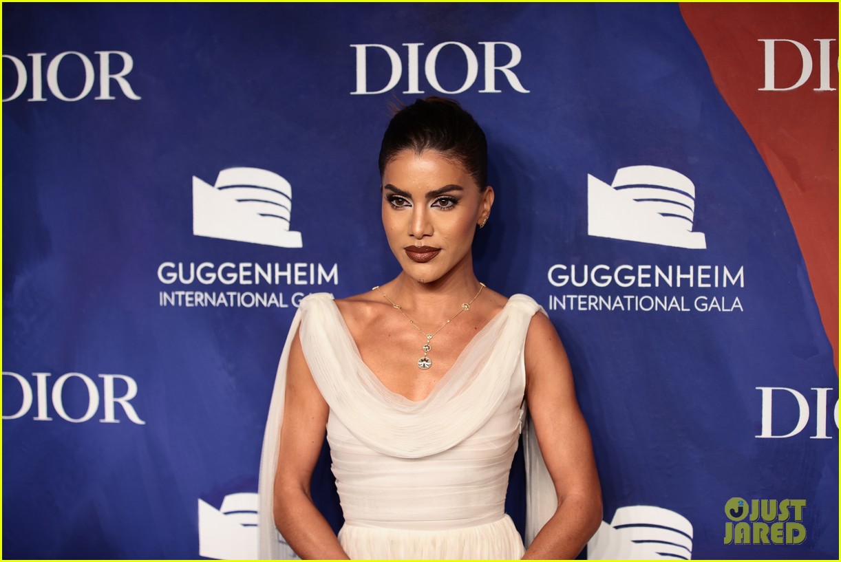 Lorde Dazzles in Gold Suit While Performing at Guggenheim International