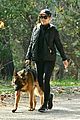 nicole richie joel madden go for morning hike with their dogs 28