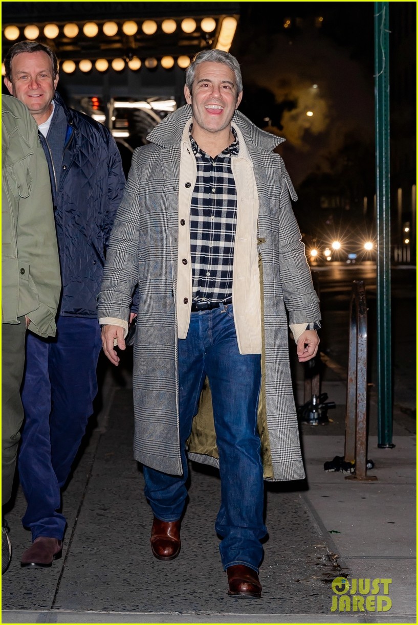 Joe Jonas, Sophie Turner, Anya Taylor-Joy & More Stars Arrive for 'SNL