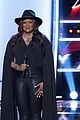 wendy moten falls on the voice stage 08