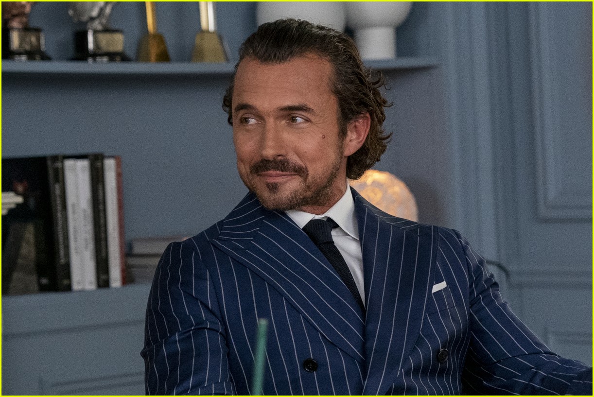 Photo emily in paris trailer 10 Photo 4662593 Just Jared