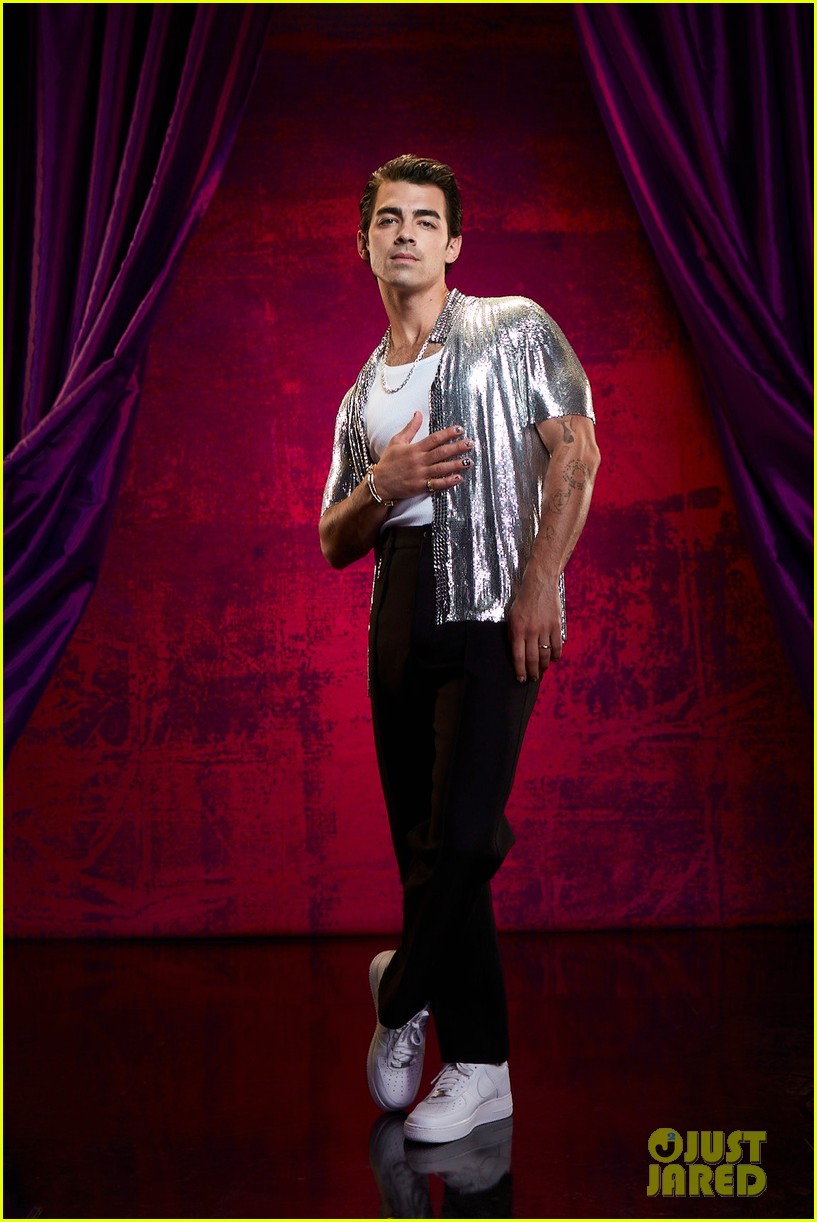 Sophie Turner Roasts Joe Jonas with Hilarious Purity Ring Jokes During