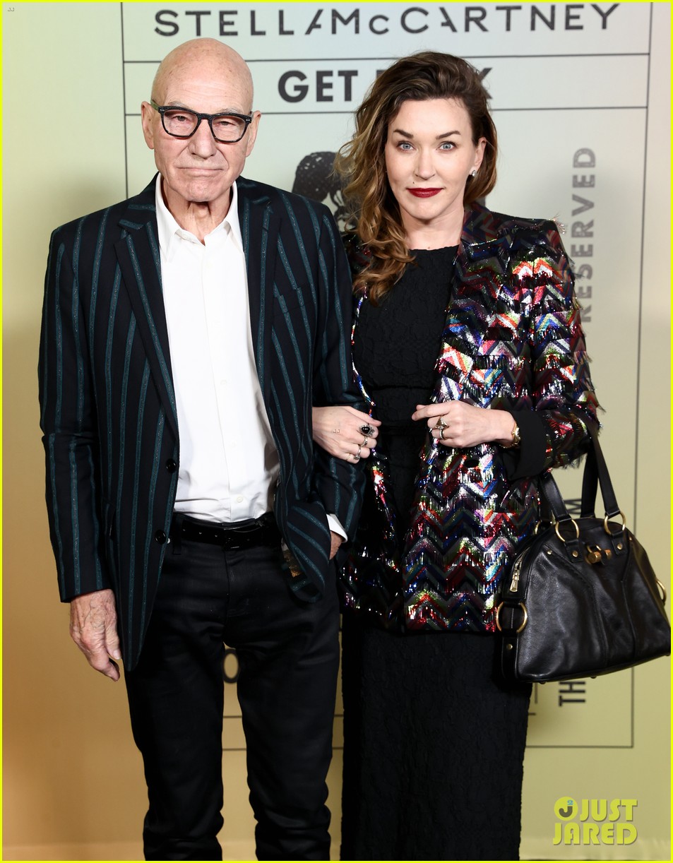 Kate Hudson & Kate Beckinsale Lead The Stars to Stella McCartney's