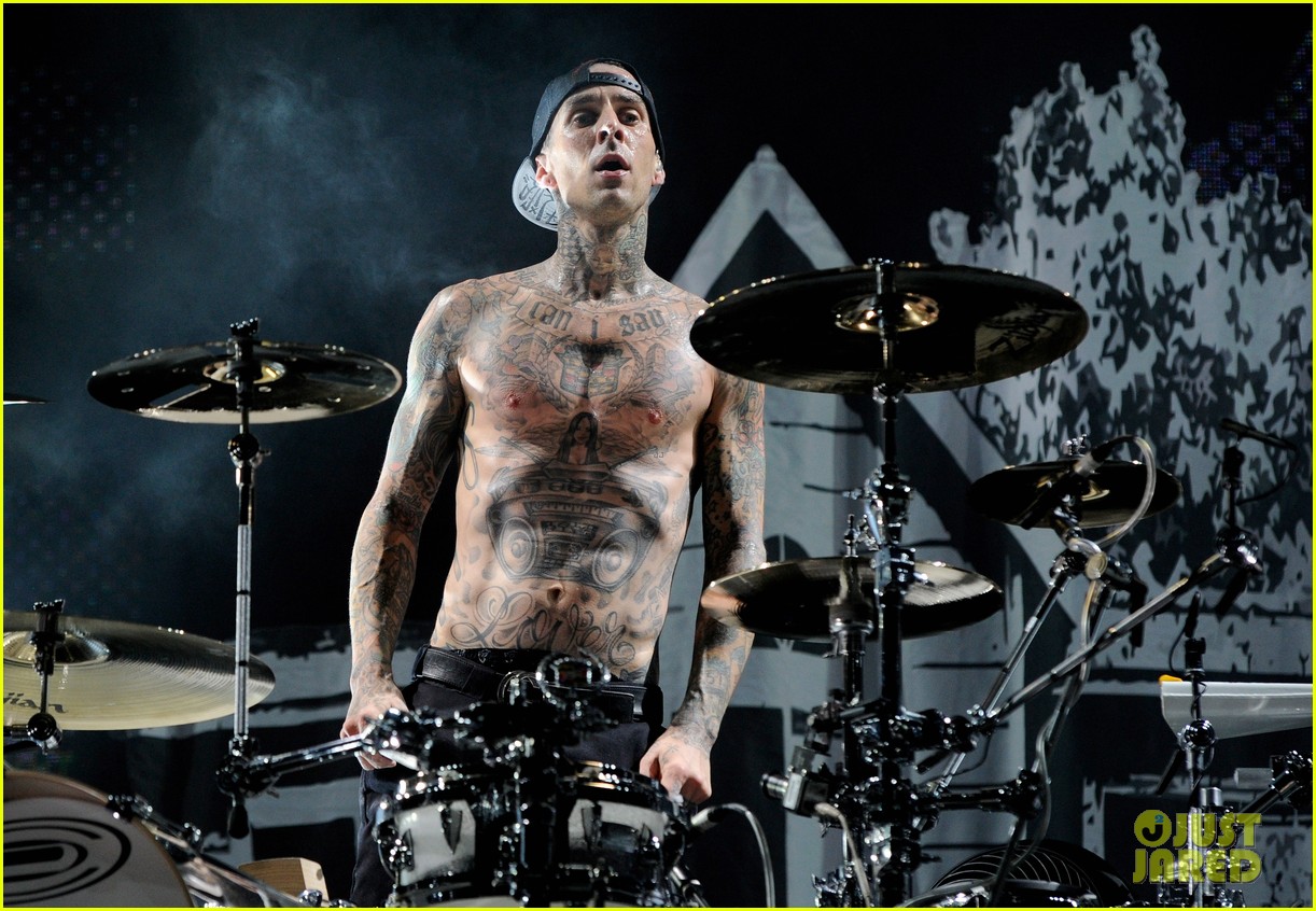 travis barker fires back at criticism of his tattoos 134671767