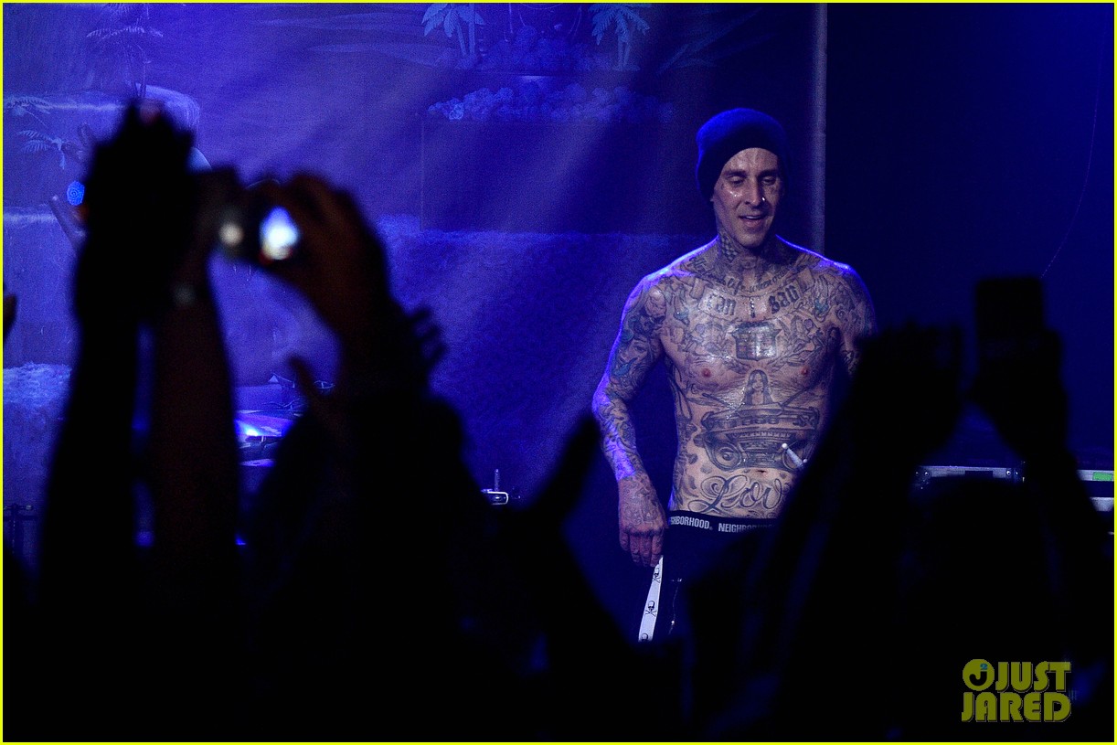 travis barker fires back at criticism of his tattoos 194671773
