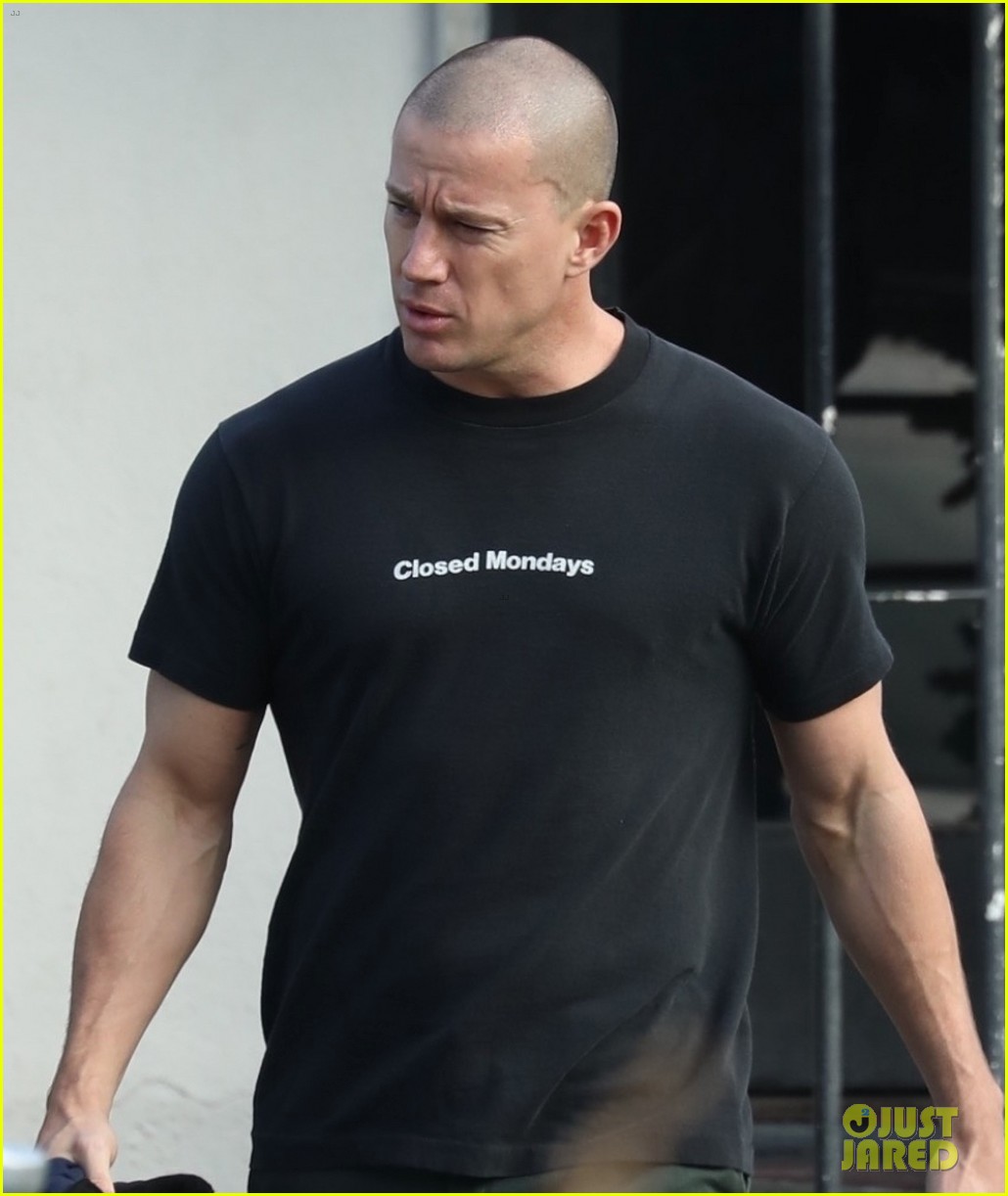 channing tatum does some shopping with a friend 044675806