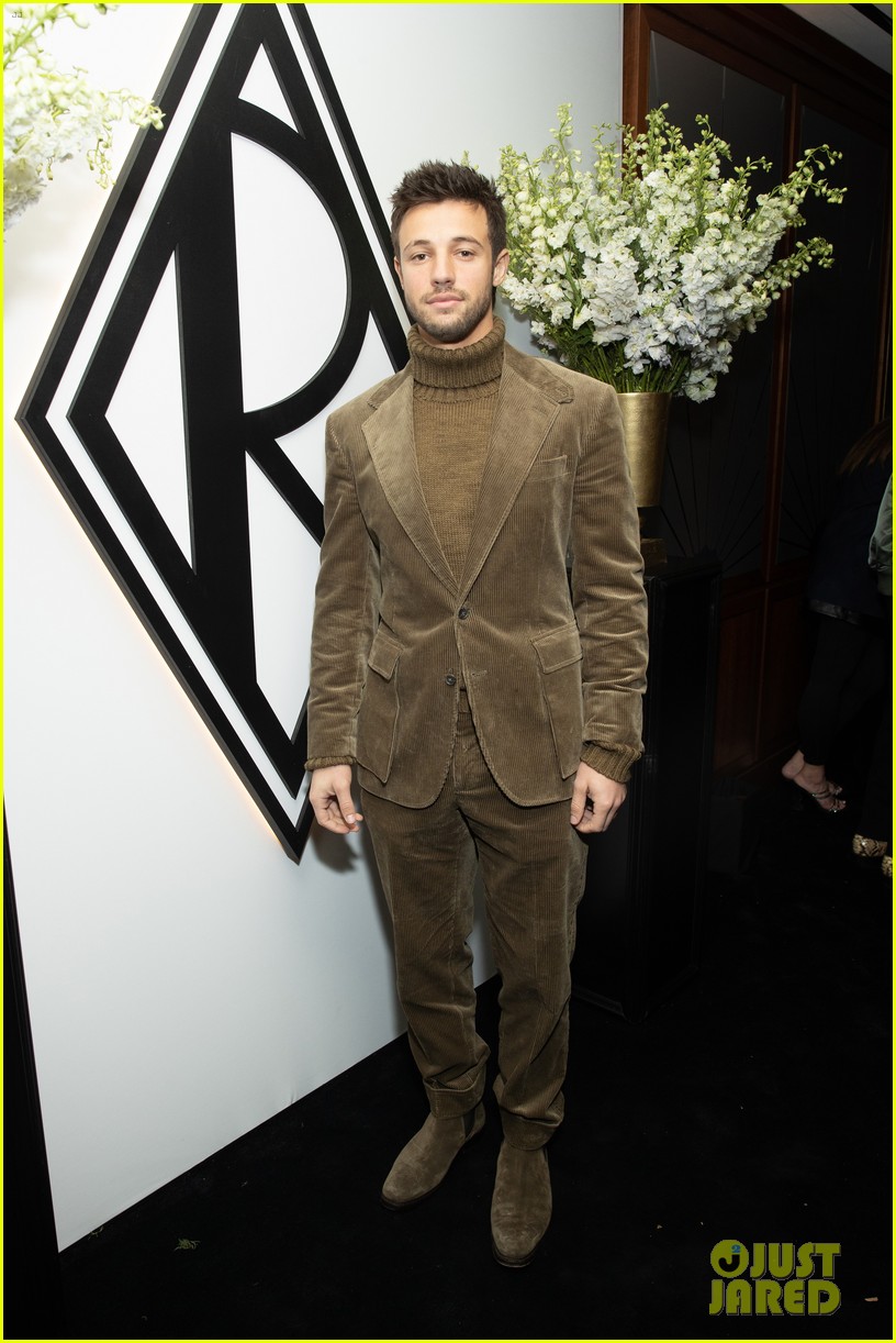 Hailee Steinfeld Looks Sharp In a Tuxedo Look For Ralph Lauren's Ralph