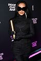 kim kardashian honored with fashion icon award pcas 01