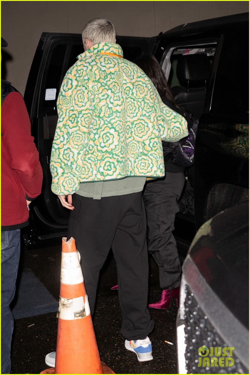 Kim Kardashian & Pete Davidson Keep Close on Movie Date in Staten