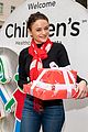 joey king childrens miracle network visit 02