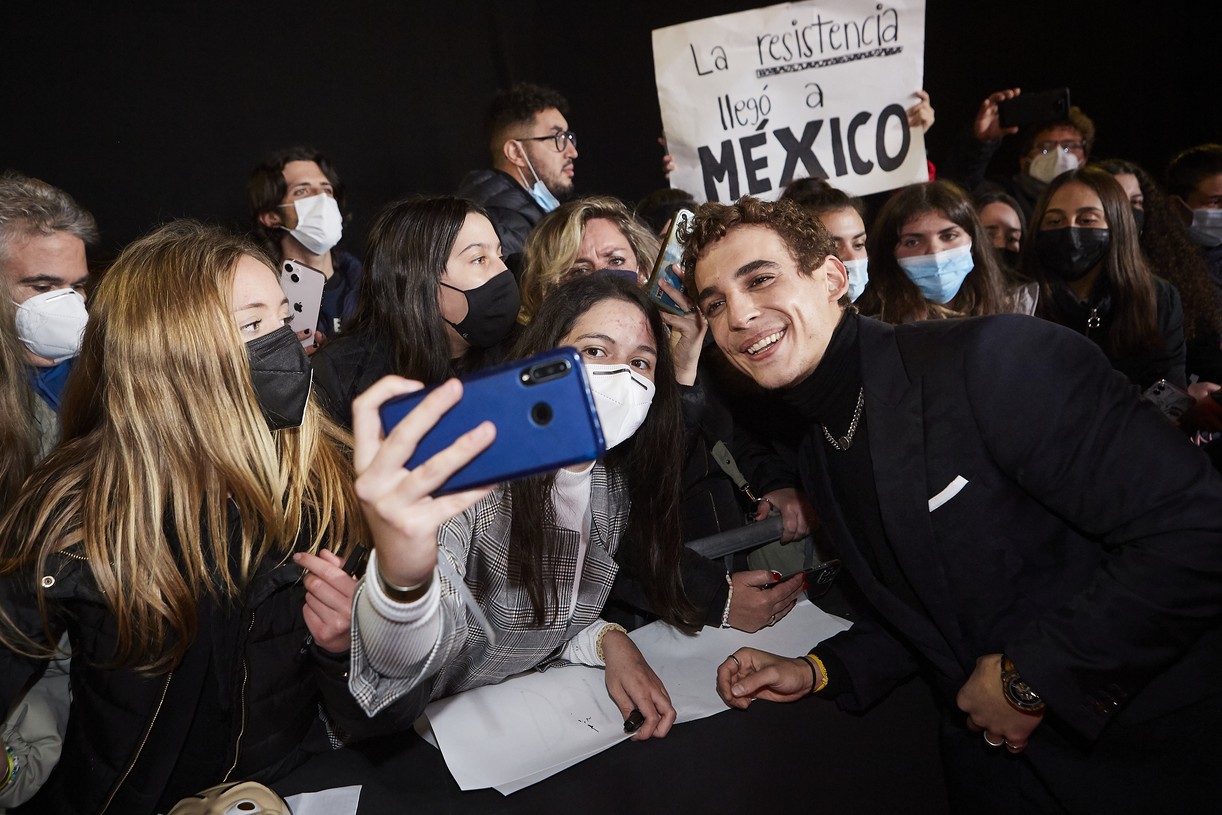 &lsquo;Money Heist&rsquo; Cast Gather For Final Season Launch in Madrid - See All