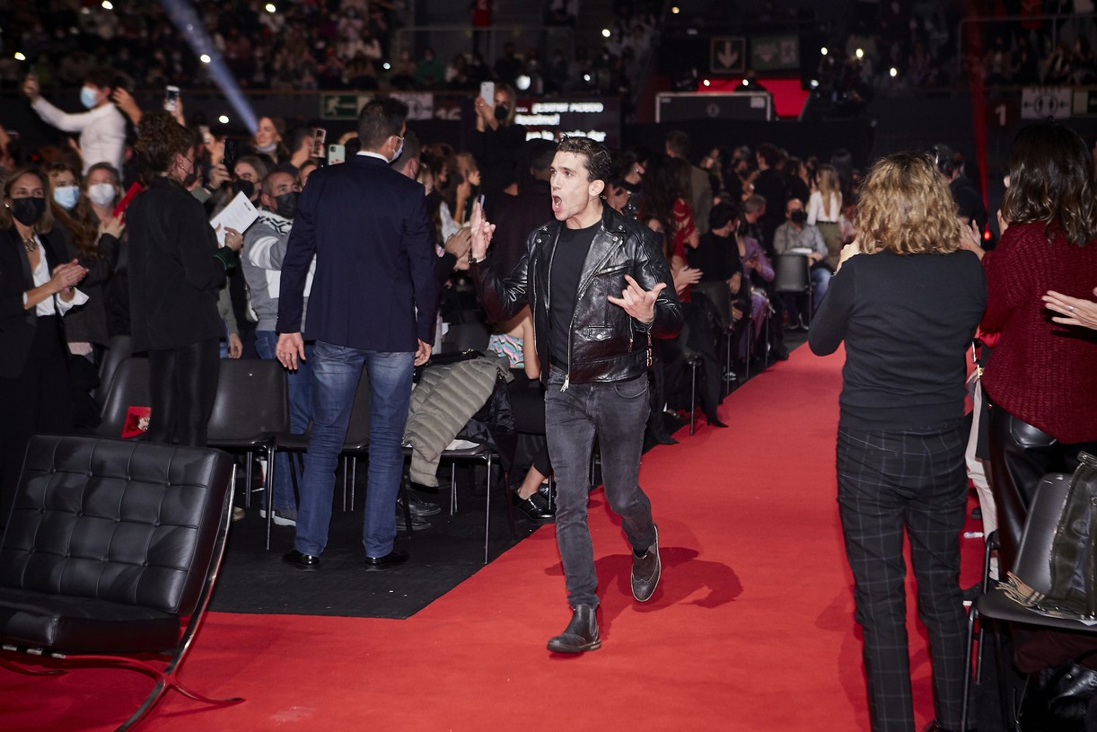 &lsquo;Money Heist&rsquo; Cast Gather For Final Season Launch in Madrid - See All