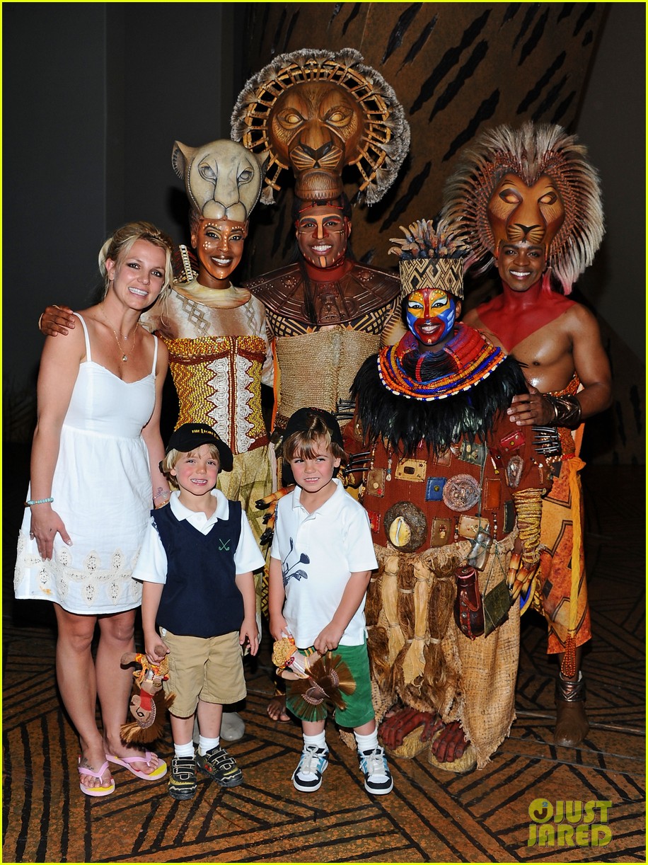 britney spears rare new photos with her kids 014683820