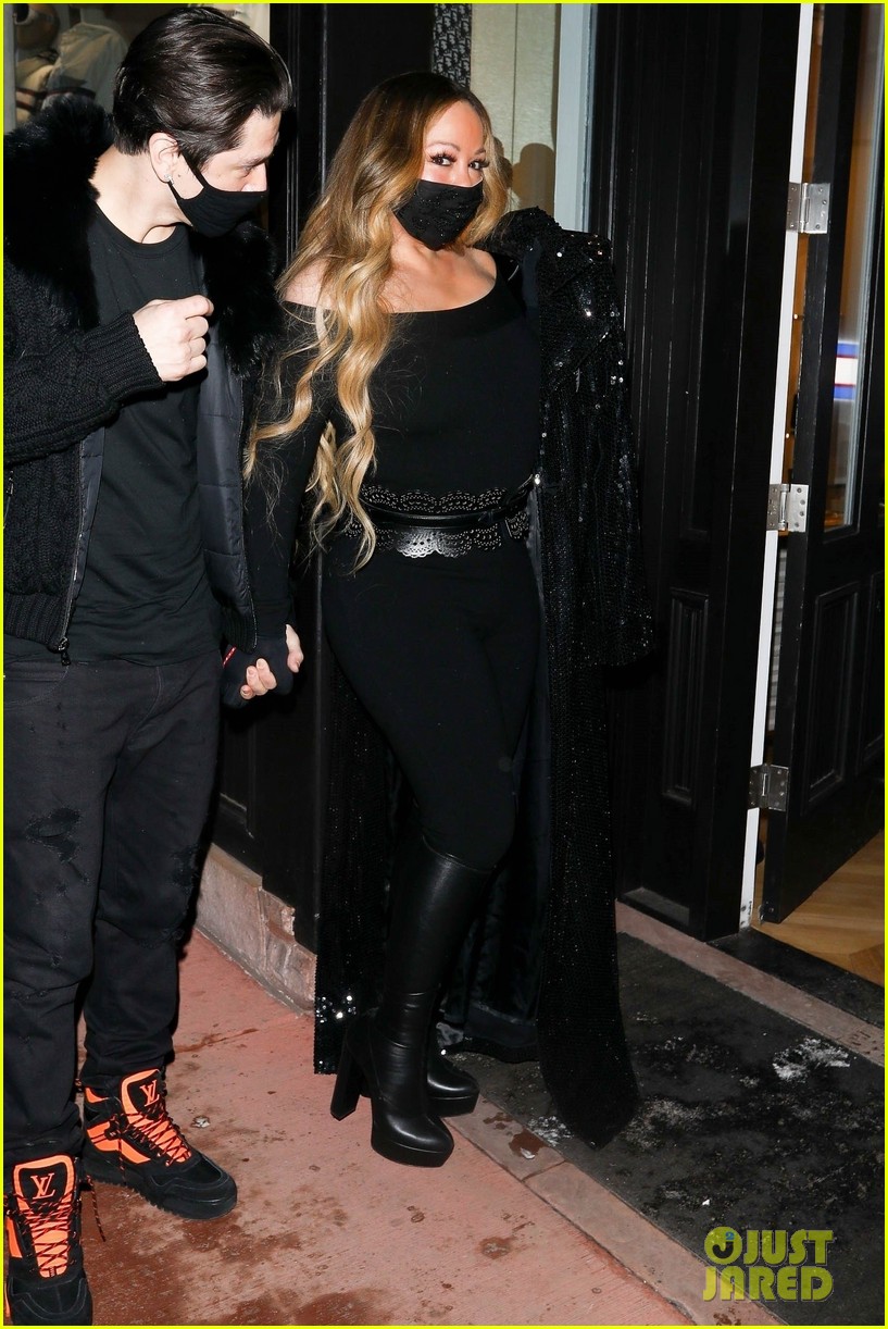 Photo: mariah carey bryan tanaka go shopping in aspen 30 | Photo