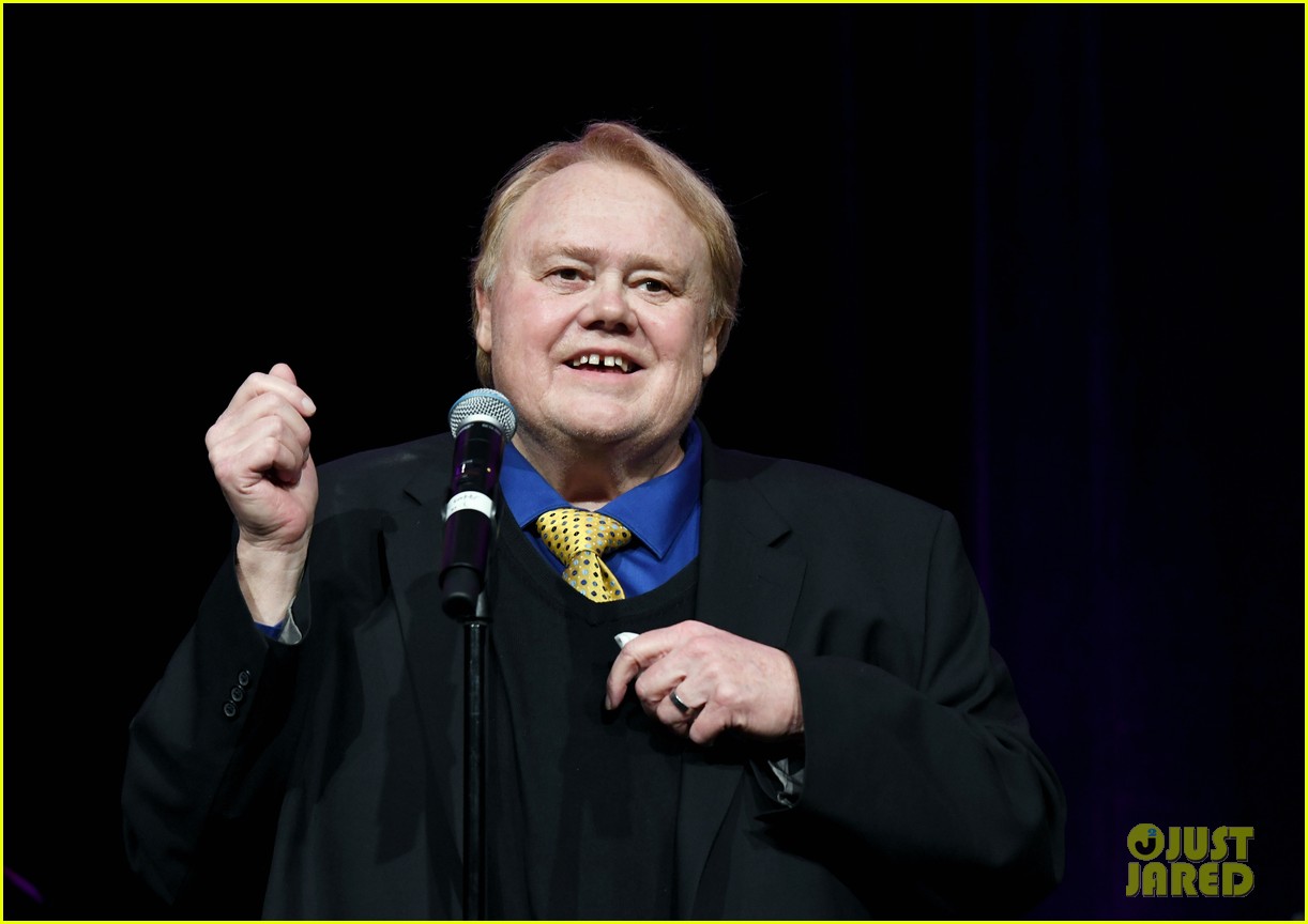 Louie Anderson Dead Comedian & Actor Dies at 68 Photo 4693110 RIP(01)