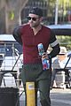 chace crawford sports skin tight shirt to lunch 07