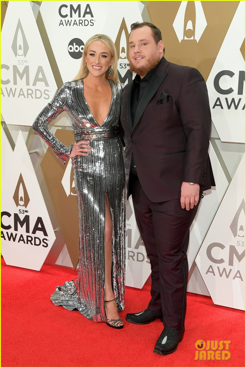 luke combs expecting first child with wife nicole 054692854