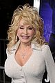 dolly parton reveals if her boobs are insured 01
