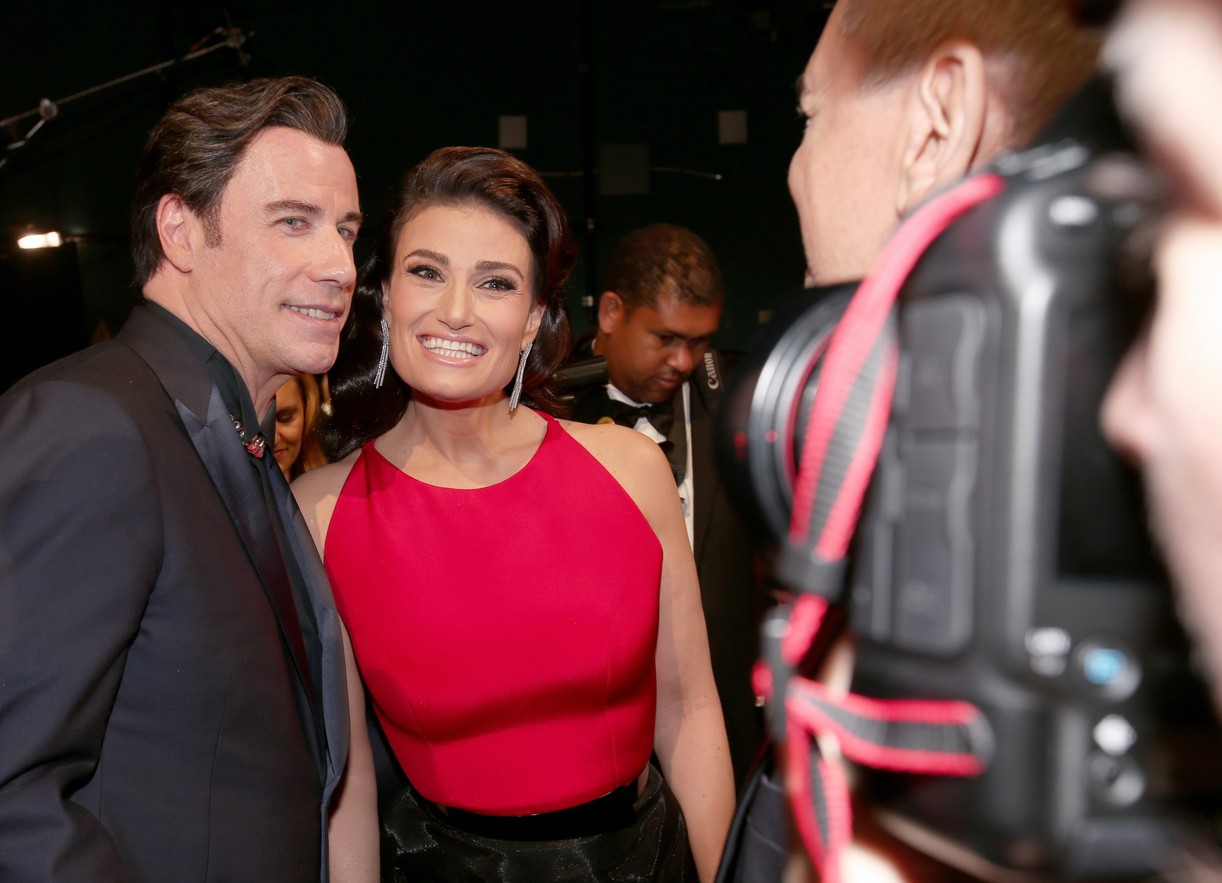 Idina Menzel Jokes About John Travolta's Infamous Flub Over Her Name in