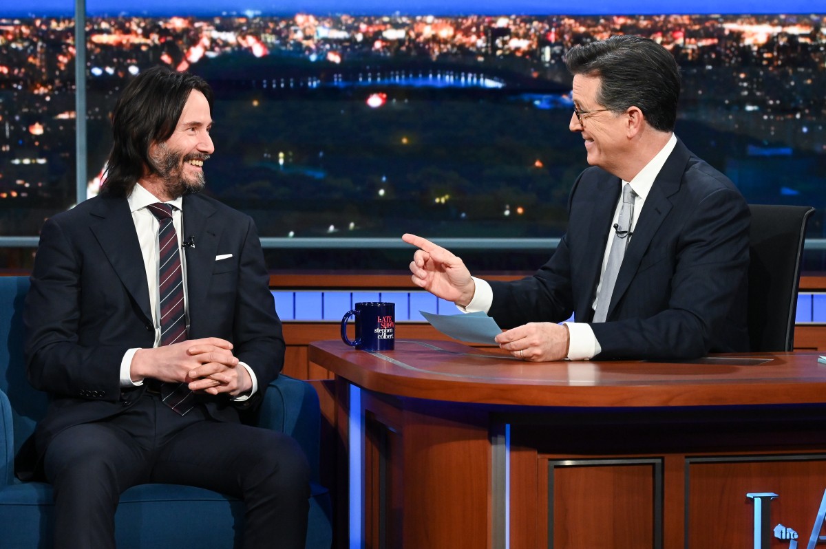 keanu reeves colbert questions autographs 014690019