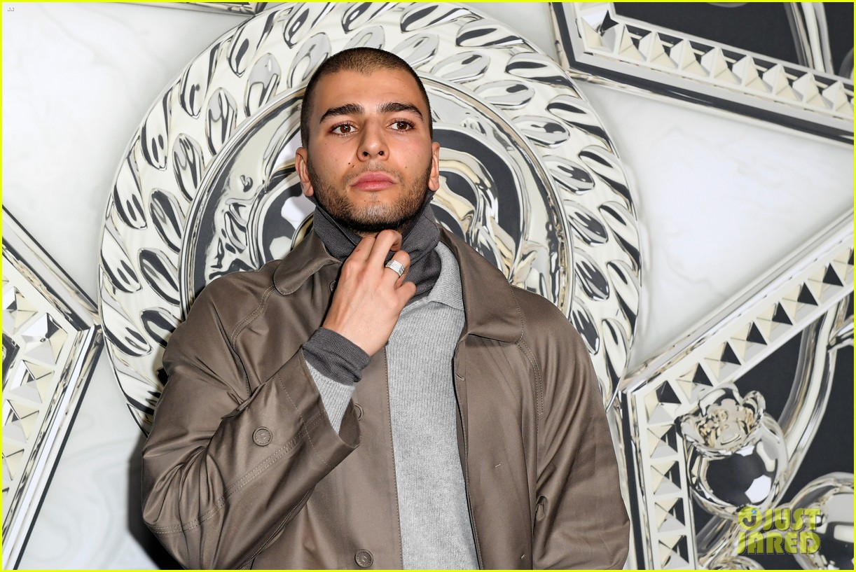 Naomi Campbell Mingles with Dave Chappelle at the Dior Homme Fashion