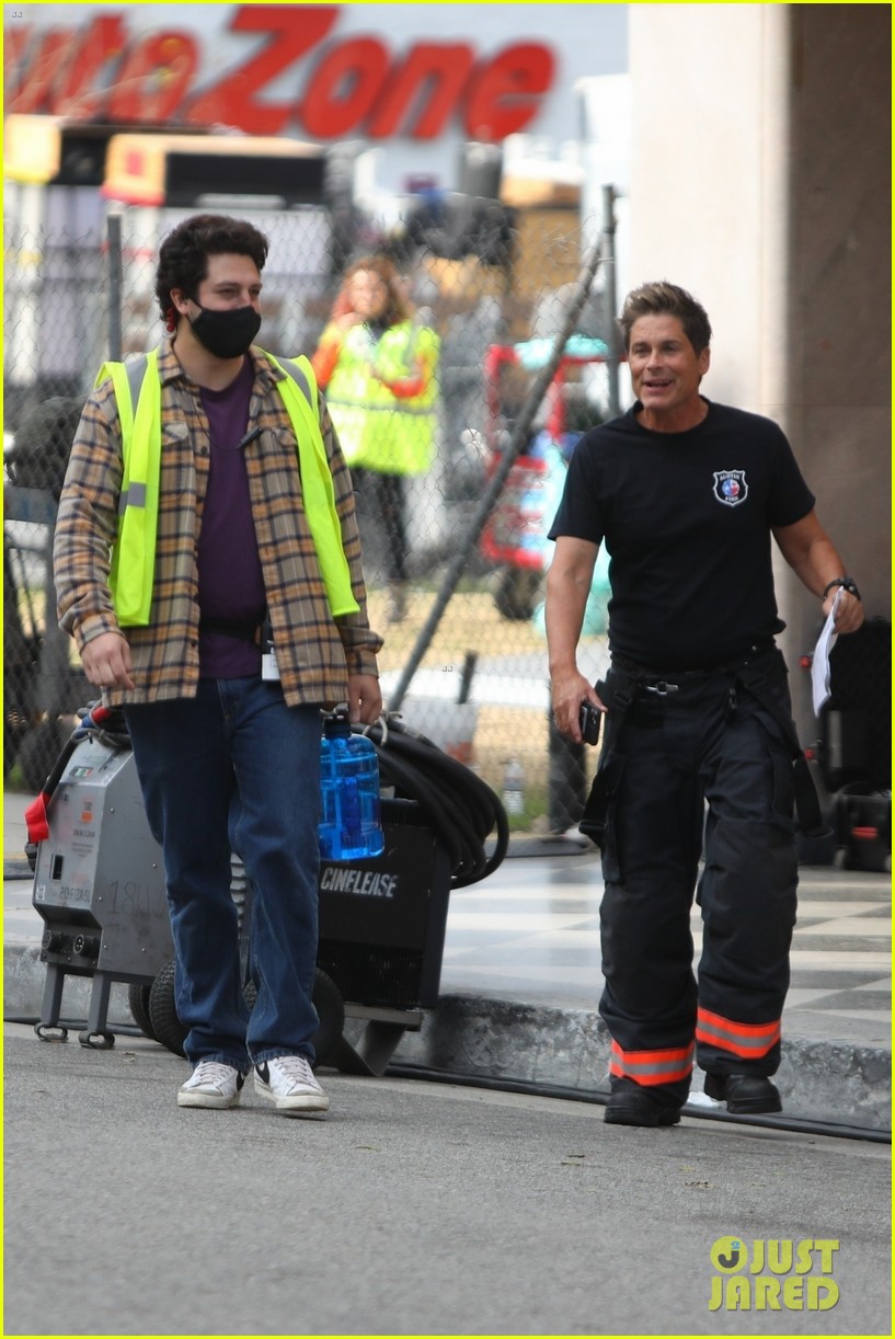 Rob Lowe Suits Up In His Firefighter Gear to Film '911 Lone Star