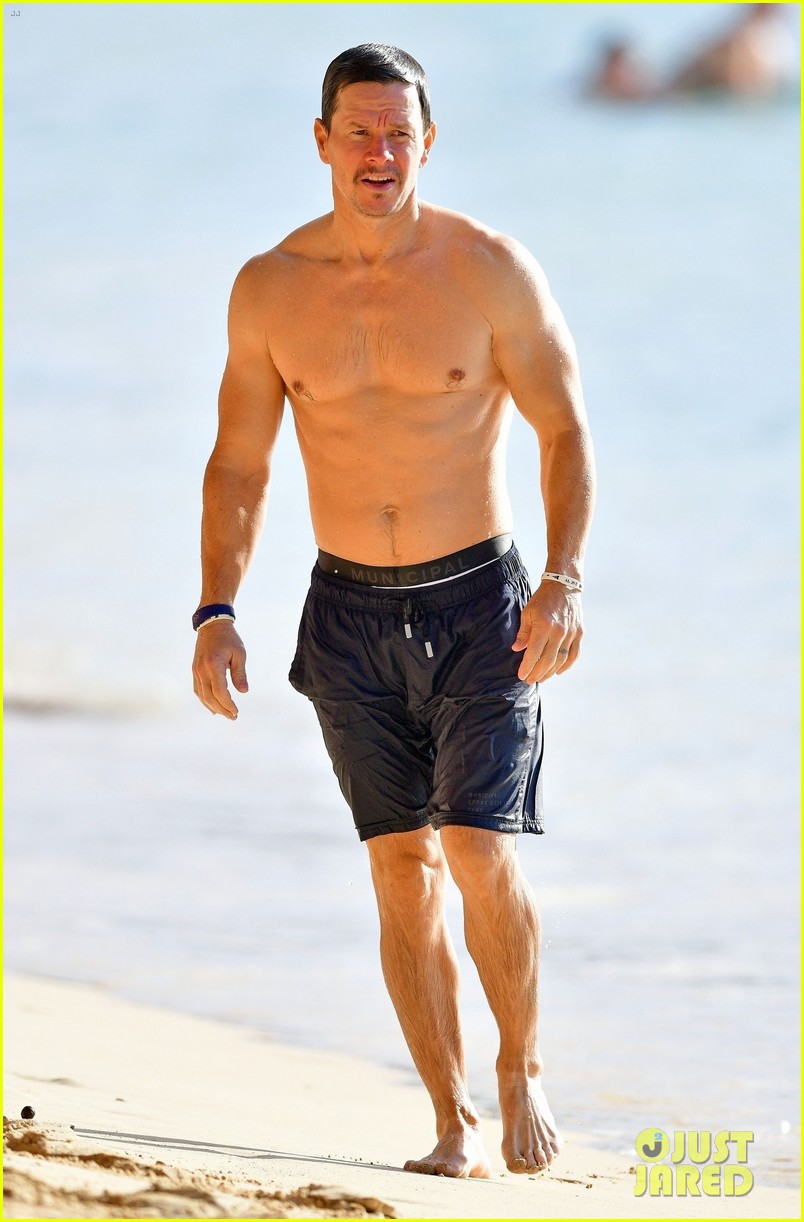 Mark Wahlberg Shows Off Major Abs During Barbados Beach Vacation Photo