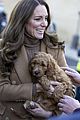 kate middleton prince william meet cocapoo puppy 02