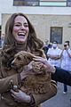 kate middleton prince william meet cocapoo puppy 09