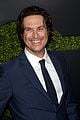 oliver hudson reveals how his family feels about his nude photos 06