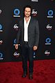 oliver hudson reveals how his family feels about his nude photos 14
