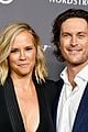 oliver hudson reveals how his family feels about his nude photos 15