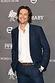 oliver hudson reveals how his family feels about his nude photos 16
