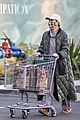 katy perry spotted getting groceries during break from vegas residency 09