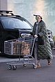 katy perry spotted getting groceries during break from vegas residency 17