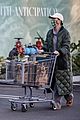katy perry spotted getting groceries during break from vegas residency 19