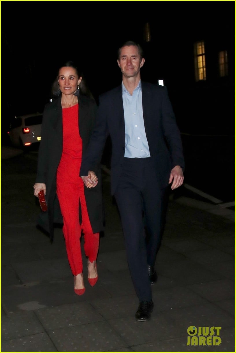 pippa middleton james matthews hold hands night out in london 014690049