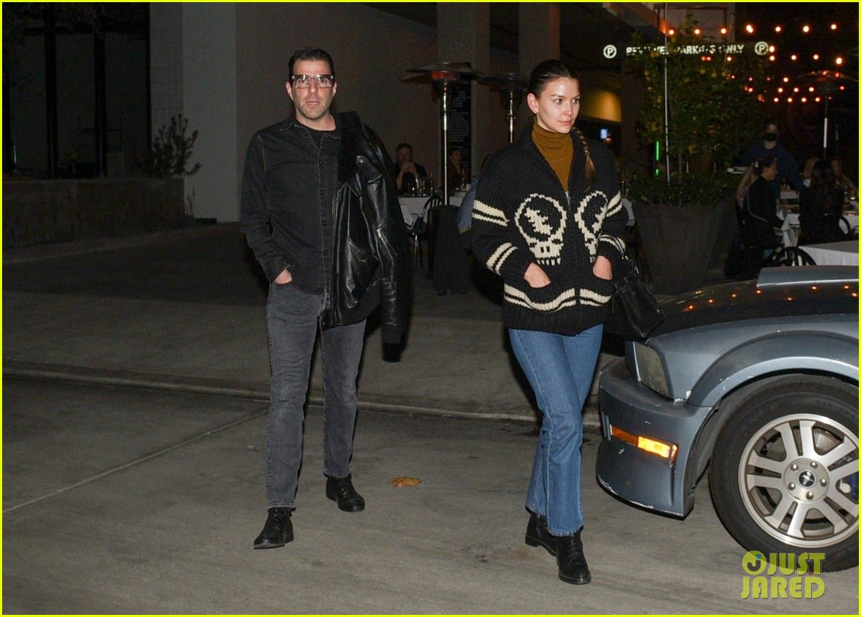 zachary quinto grabs dinner with a friend in la 034693808
