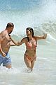 kate walsh packs on the pda with boyfriend andrew nixon at the beach 19